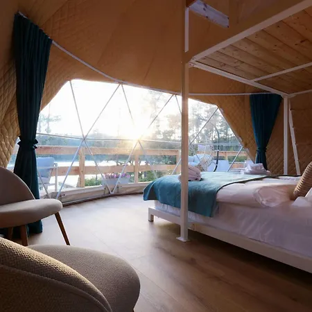 Glamping Trhovky Milesov (Pribram)