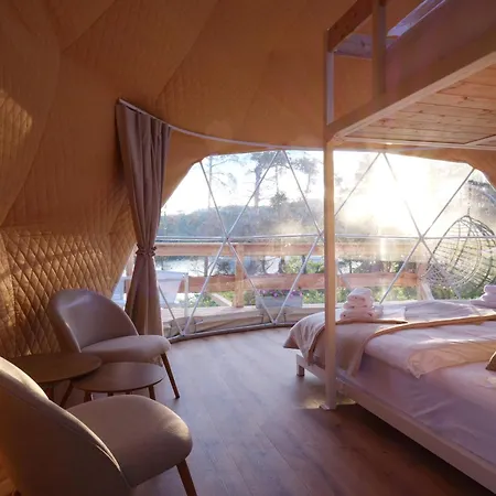 Glamping Trhovky 豪华帐篷