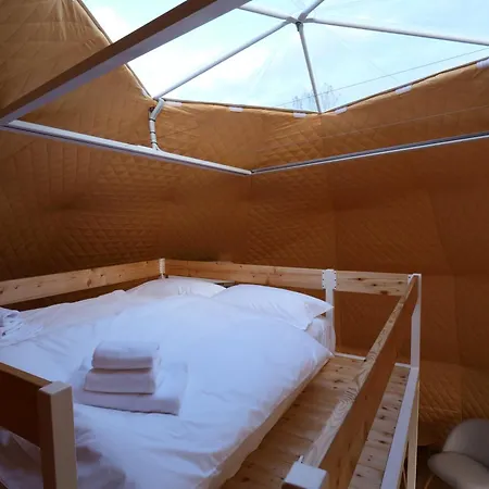 럭셔리텐트 Glamping Trhovky Milesov