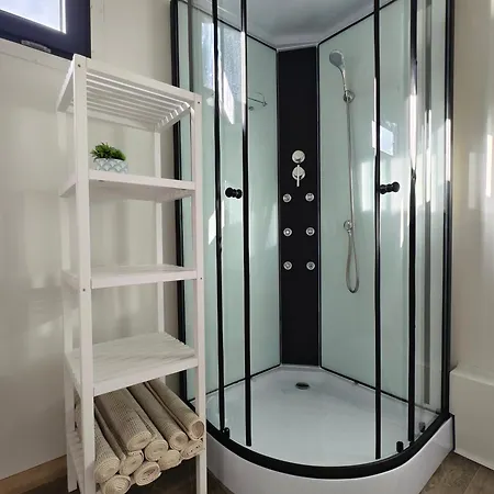 Glamping Trhovky 豪华帐篷
