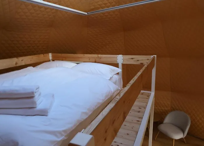 Glamping Trhovky Milesov (Pribram)