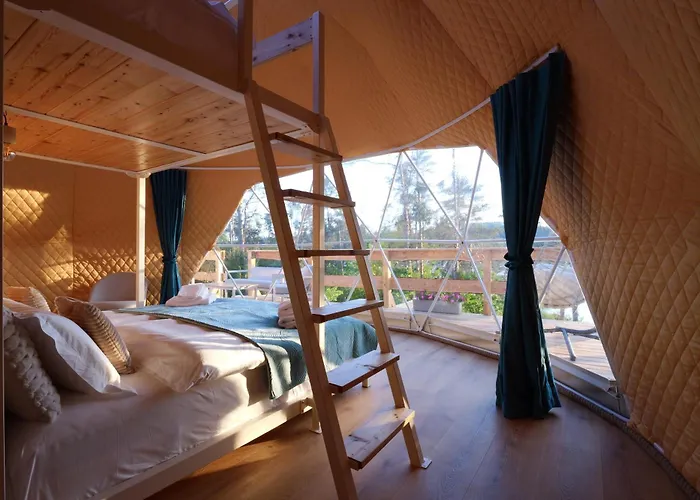 Роскошный шатер Glamping Trhovky Milesov (Pribram)