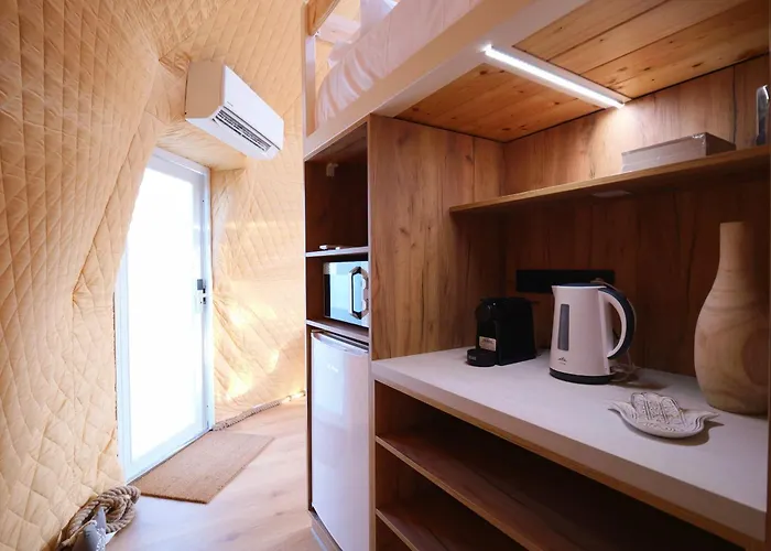 Luxury tent Glamping Trhovky Milesov (Pribram)