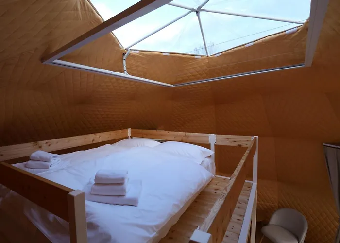 Роскошный шатер Glamping Trhovky Milesov (Pribram)